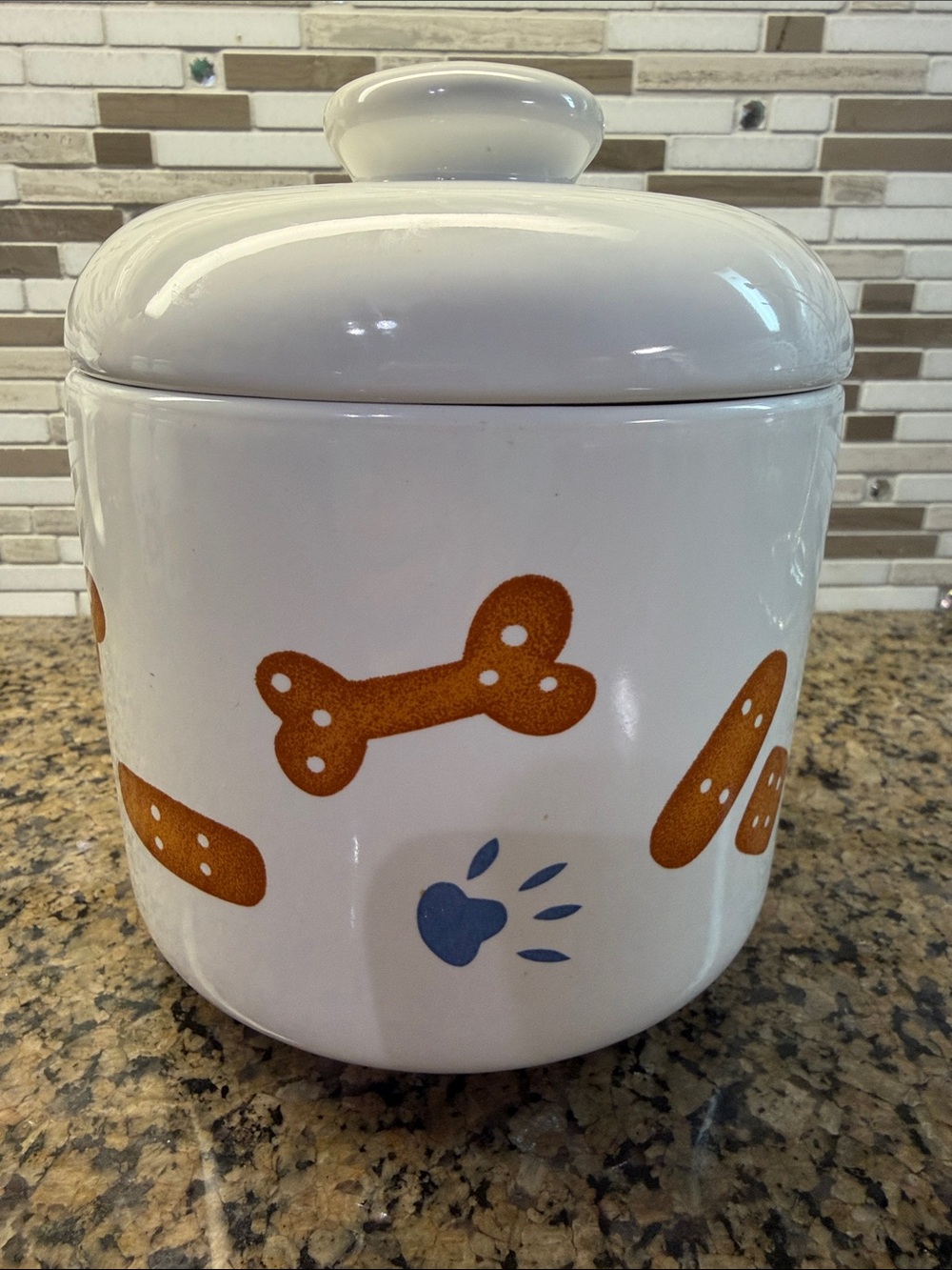 Dogs cookie Jar Canister - White Ceramic Pet Snack Storage - medium